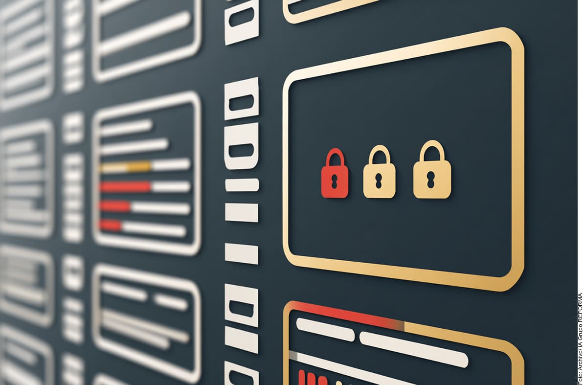 Ilustración de tres candados digitales, uno rojo y dos dorados, en una pantalla con marco dorado sobre fondo gris oscuro, representando seguridad y protección de datos.