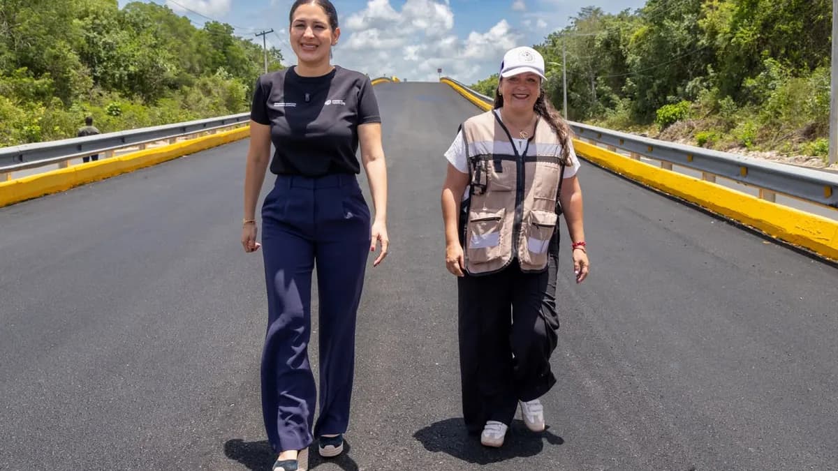 Entrega de obras en avenida Flor de Ciruelo, Playa del Carmen