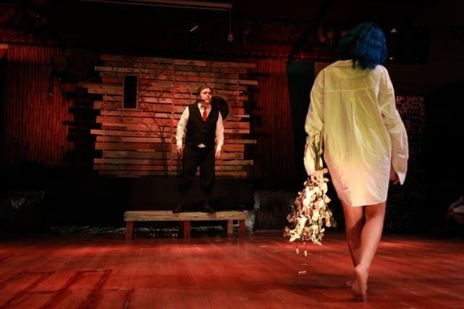 Apasionante noche de teatro en Playa del Carmen
