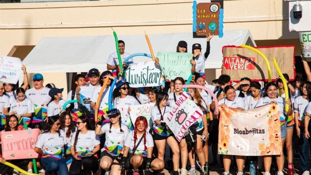 Con rally universitario, Playa del Carmen impulsa el turismo responsable con impacto social