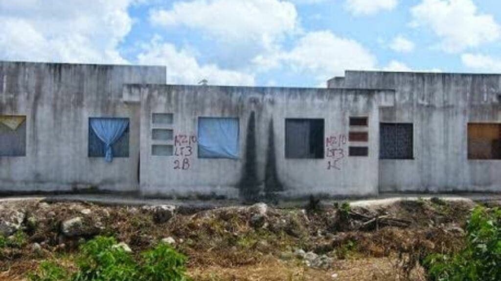 Considera cronista que si continúan las invasiones en Playa del Carmen será el fin del destino