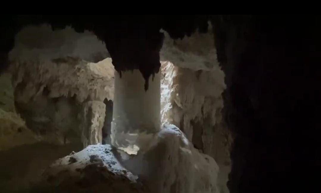 Denuncian ambientalistas que obras del Tren Maya perforaron la cueva Dos Balas