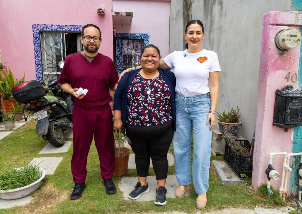 Estefanía Mercado acerca servicios a las casas de los playenses con sus brigadas de Salud Sin Tanto Choro
