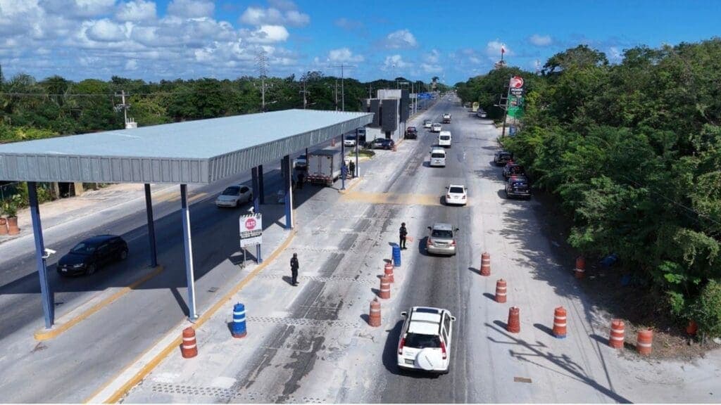 Gobierno de Estefanía Mercado fortalece la atención a conductores con Unidad de Auxilio Vial