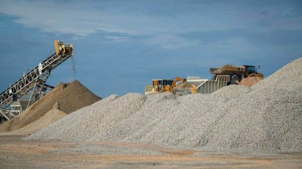 SEDENA solicita permisos para otro banco de extracción de material pétreo en Playa del Carmen para el Tren Maya