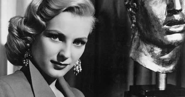 Miroslava nació un 27 de febrero