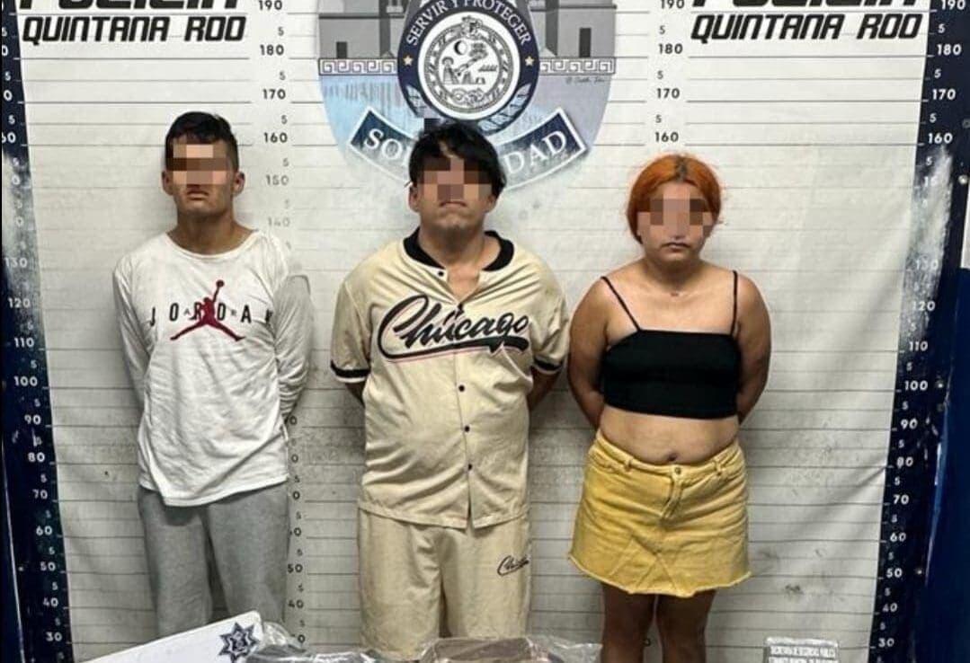 Por portación de drogas y un arma, detienen a cuatro personas en Playa del Carmen