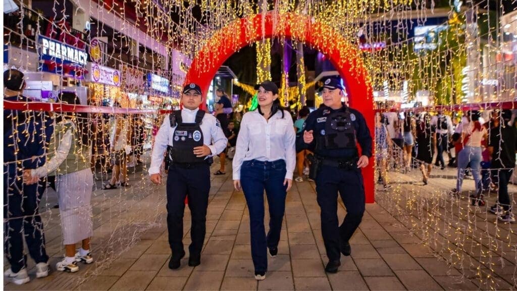 Supervisa Estefanía Mercado seguridad en la Quinta Avenida