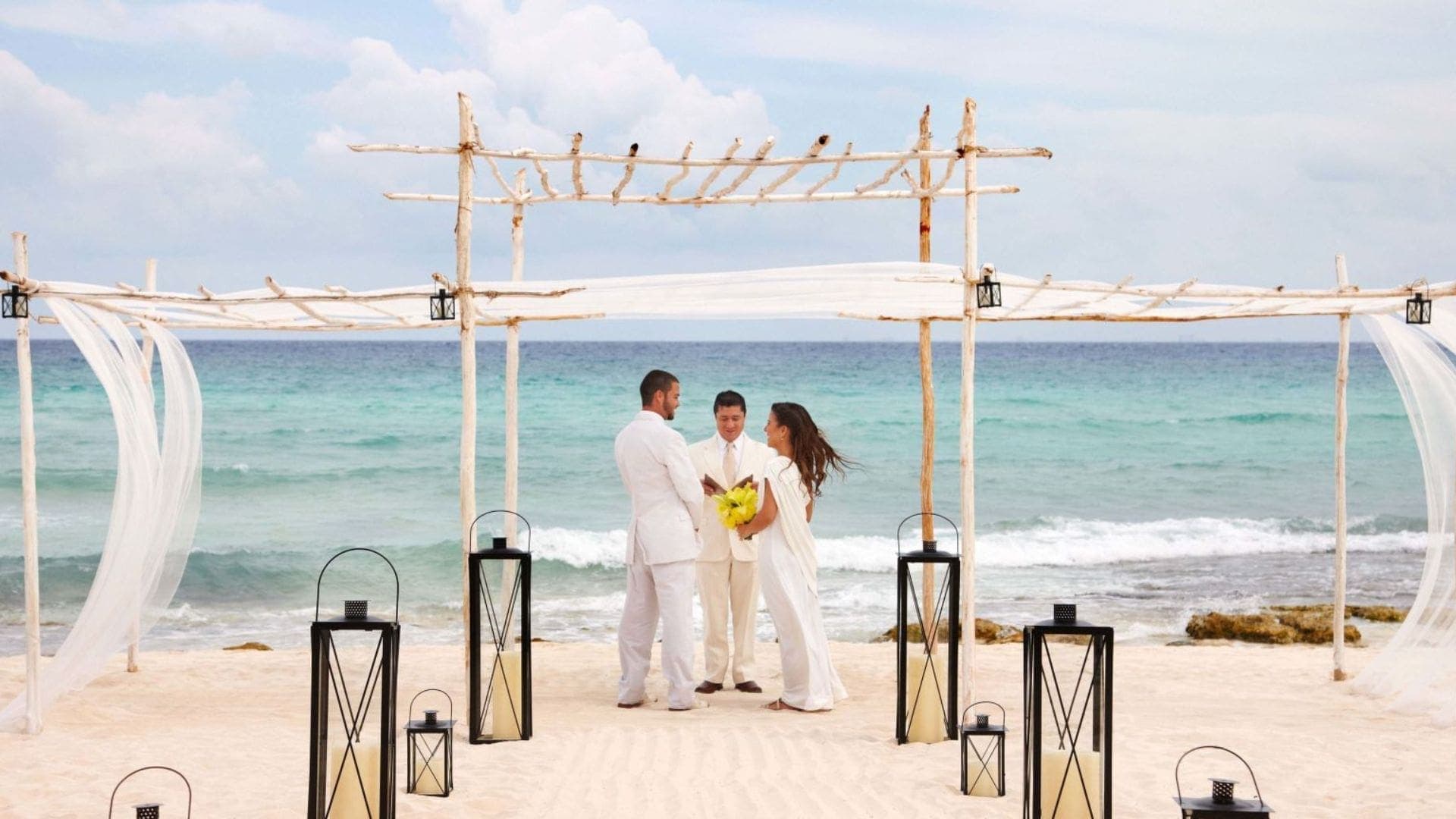 Todo el año hay turismo de bodas en Playa del Carmen, no solo durante el mes de febrero