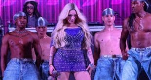 Bellakath congrega a más de 20 mil personas en el primer concierto del Carnaval de Playa del Carmen 2026