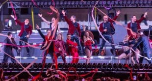 Enciende a más de 35 mil personas el “90’s Pop Tour” en el cierre del Carnaval de Playa del Carmen 2026