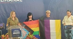 Entregan primer acta de nacimiento a una persona no binaria en Quintana Roo