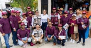 Estefanía Mercado acerca apoyos y capacitación a negocios de Playa del Carmen