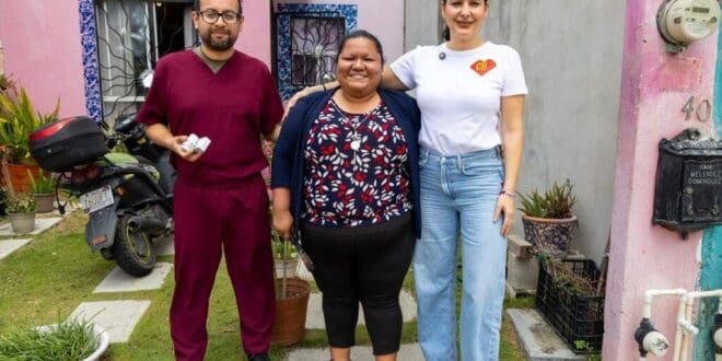 Estefanía Mercado acerca la salud a la casa de las y los playenses con sus brigadas de Salud Sin Tanto Choro