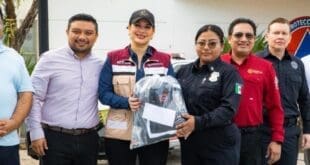 Estefanía Mercado entrega uniformes a Protección Civil y anuncia incremento salarial histórico para Bomberos