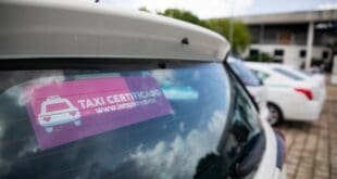 Gobierno de Estefanía Mercado impulsa taxistas de excelencia para transformar el turismo de Playa del Carmen