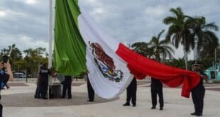 Gobierno de Playa del Carmen conmemora el Día de la Bandera y reafirma su compromiso con un México de orden y justicia