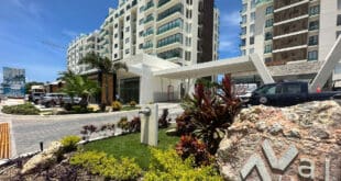 Muere mujer tras caer de un noveno piso en Playa del Carmen; se presume suicidio