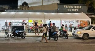 Por denuncia ciudadana, autoridades municipales de Playa del Carmen retiran comercio irregular en La Guadalupana