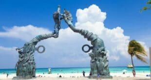 Portal Maya es un icono de Playa del Carmen; ya se planea una nueva escultura: Lili Campos