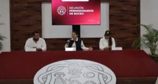 Promueve gobierno de Estefanía Mercado inclusión económica del sector de buceo en la transformación de Playa del Carmen