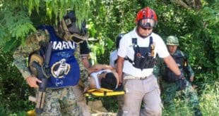 Se fortalece la protección civil; rescatan a persona en simulacro de huracán categoría 3 en Playa del Carmen