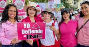 Tenemos un México que está despertando y que lucha por mantener independencia democrática: Kira Iris